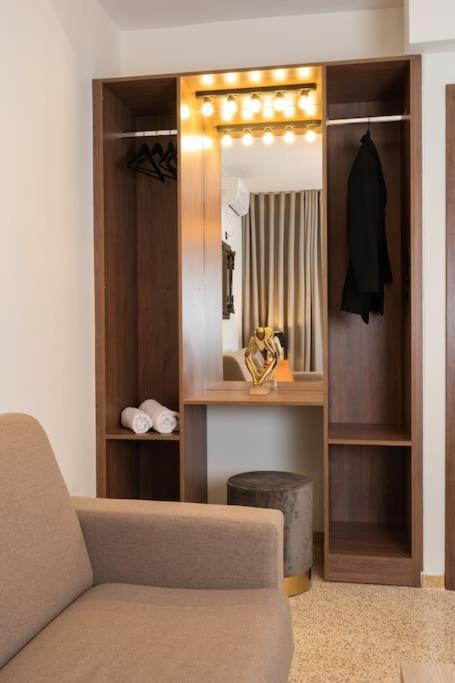 Dema Luxury Suites - Perikleous E6 Atina Dış mekan fotoğraf