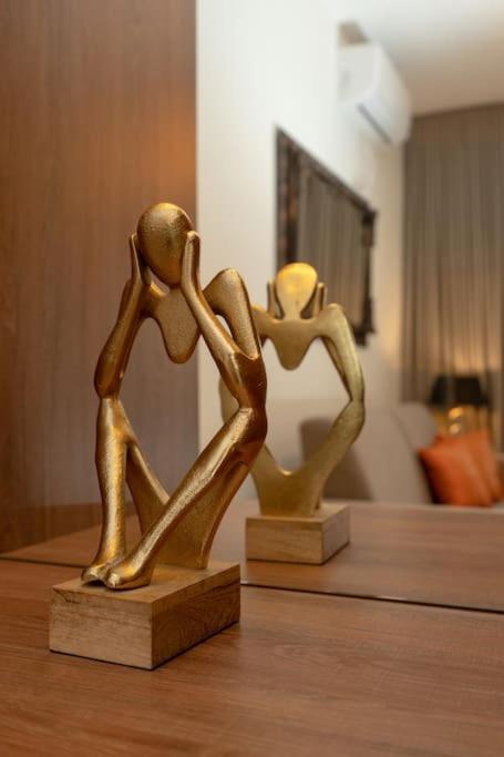 Dema Luxury Suites - Perikleous E6 Atina Dış mekan fotoğraf