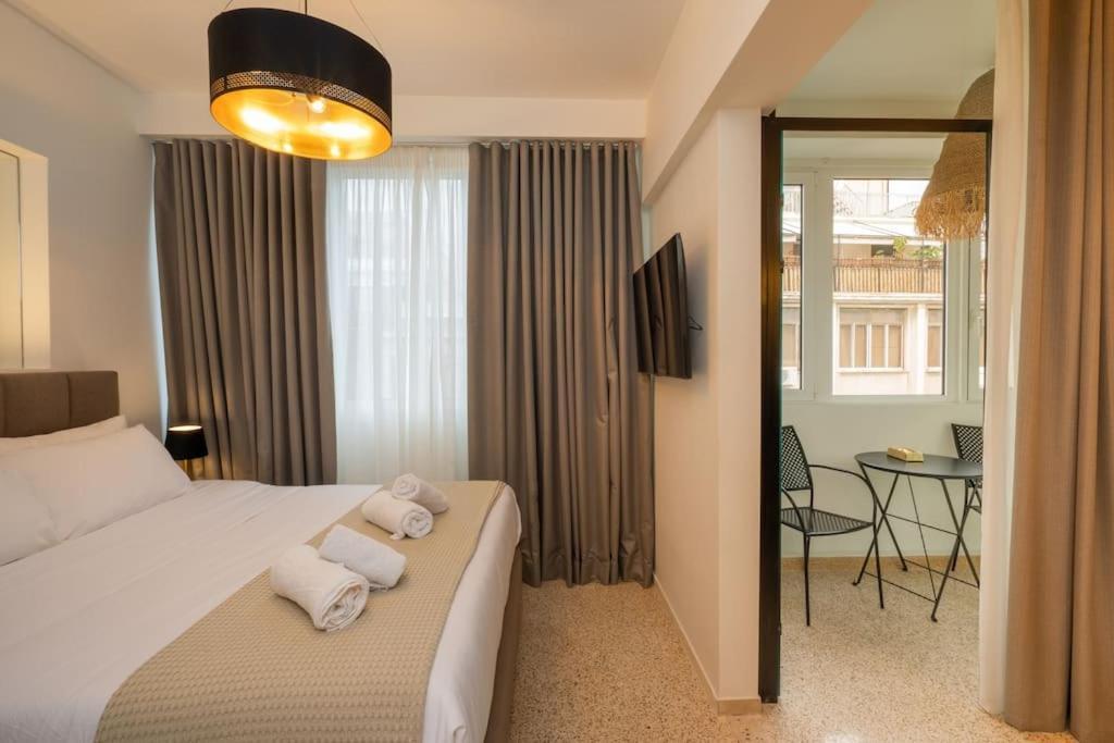 Dema Luxury Suites - Perikleous E6 Atina Dış mekan fotoğraf